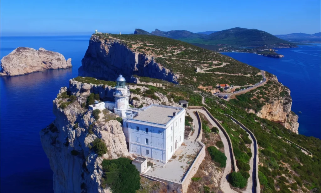 Faro di Capo Caccia e Faro di Porto Conte: storia, altezza e visite ad Alghero